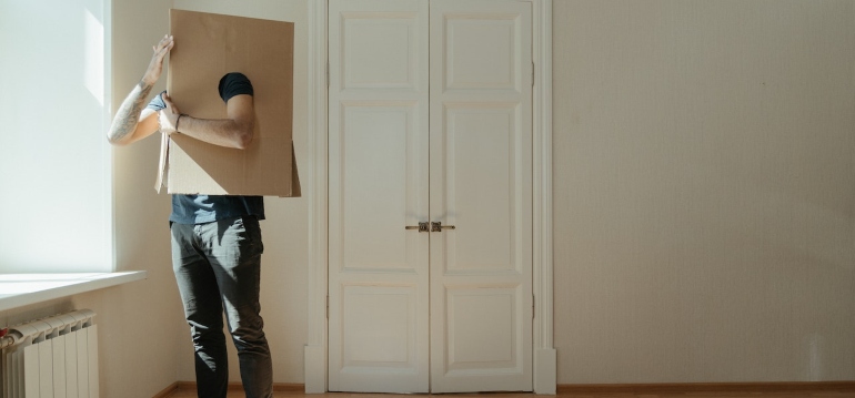 a person with a box on the head